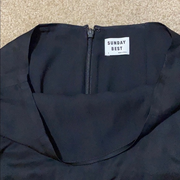 Brand new Aritzia Sunday best slip skirt size 2 - Picture 5 of 5